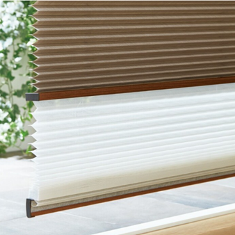 プリーツスクリーン